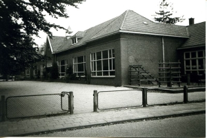 F553 Chr. basisschool Het Hoge 1985